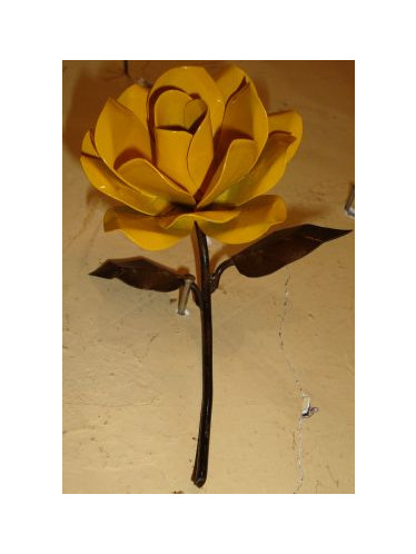 Enfeite-Rosa de ferro e flandes c/cabo