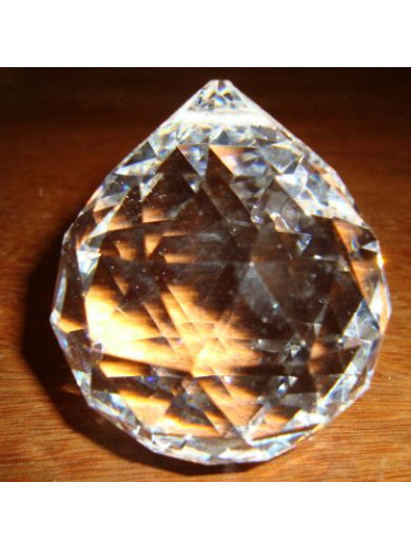 Bola de Cristal Lapidada - Grande
