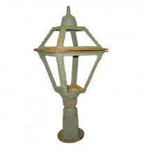 Mini postinho para jardim ou coluna de ferro fundido